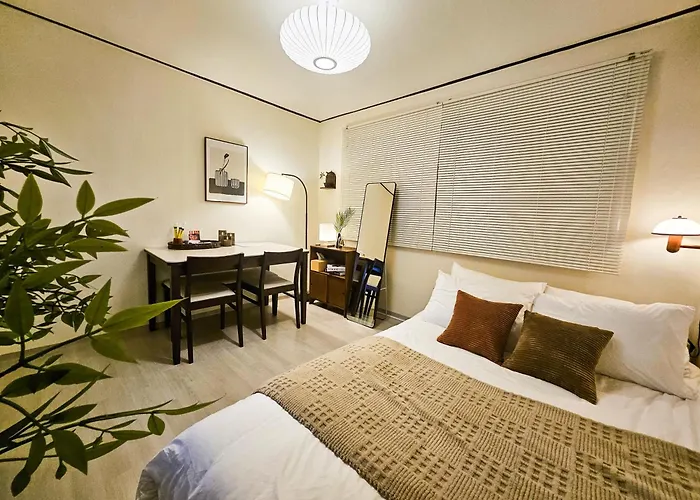 Cozy & Comfortable Near Sillim Station, Easy Access To Gangnam & Hongdae Apartamento *