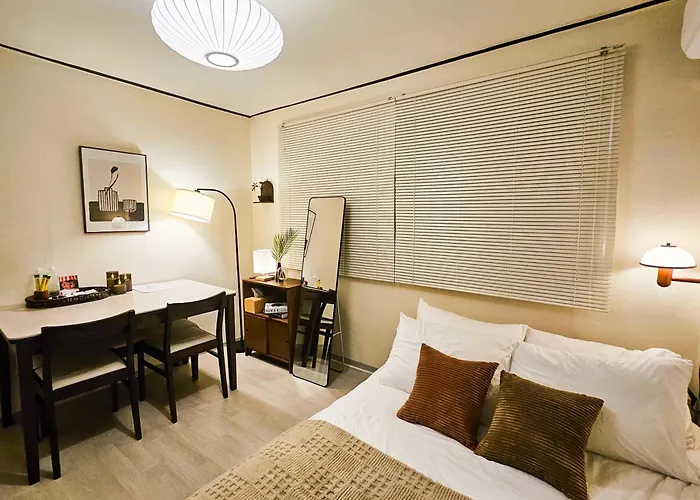 Cozy & Comfortable Near Sillim Station, Easy Access To Gangnam & Hongdae