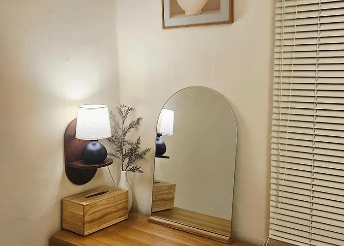 Cozy & Comfortable Near Sillim Station, Easy Access To Gangnam & Hongdae * Seul